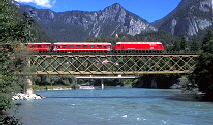 k-001 Albulabahn Ge 4.4 III. Brcke ber den Vorderrhein bei Re