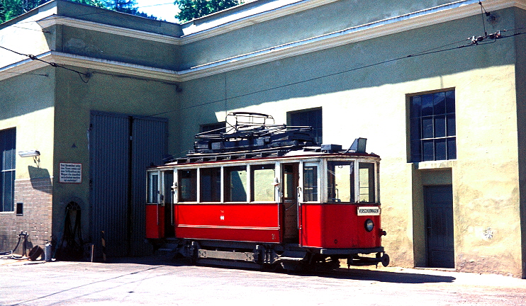 k-002 Alte Remise am Bergisl No. 31 Verschubwagen ca. 1971 foto