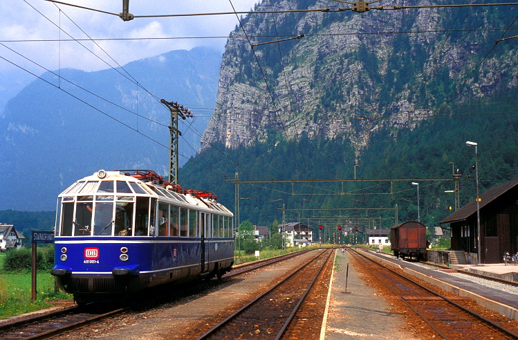 k-015 DB 491.001 Glserner Zug im Bahnhof Obertraun- Dachsteinhhlen 24.07.1989 foto herbert rubarth