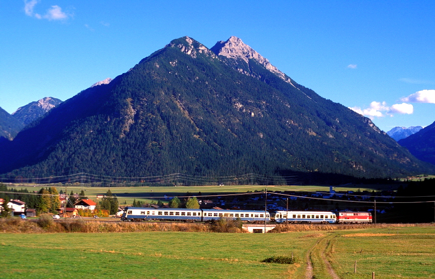 k-016 2043.066 & 628 & 627 bei Heiterwang- Plansee 22.10.2001 foto hr