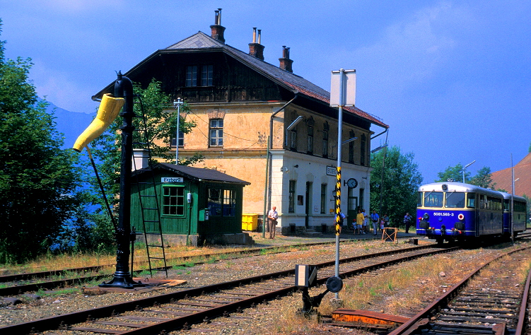 k-027 Erzbergbahn Bf. Erzberg 5081.565-3 & 564-6  02.07.1995 hr