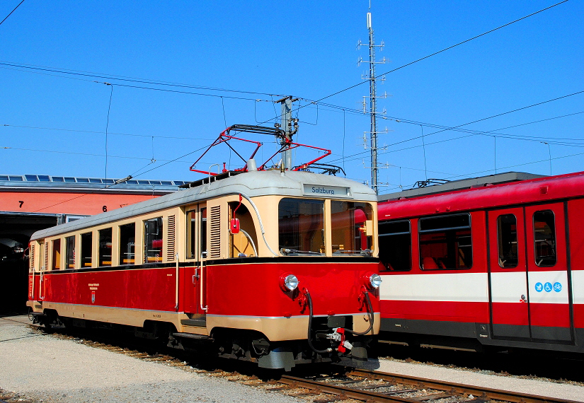 k-101 SLB ET 33 Remise Salzburg Itzling 26.09.2011 foto ingo kroneberger