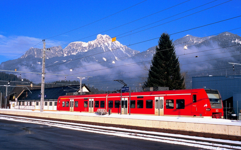 k-104 Auerfernbahn ET  426 Bf. Reutte i. Tirol 01.01.2009 foto herbert rubarth