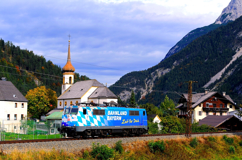 k-MB DB 111 017 bei Scharnitz 29.09.2012 foto herbert rubarth