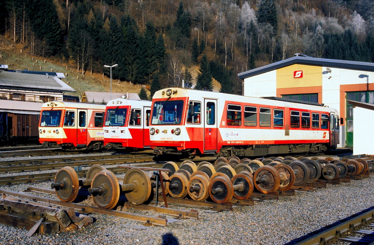 k-PLB003 Zf. Tischlerhusel 5090.002, 5090.008 u. 007 am 27.01.1998 foto ralf kirion IA12