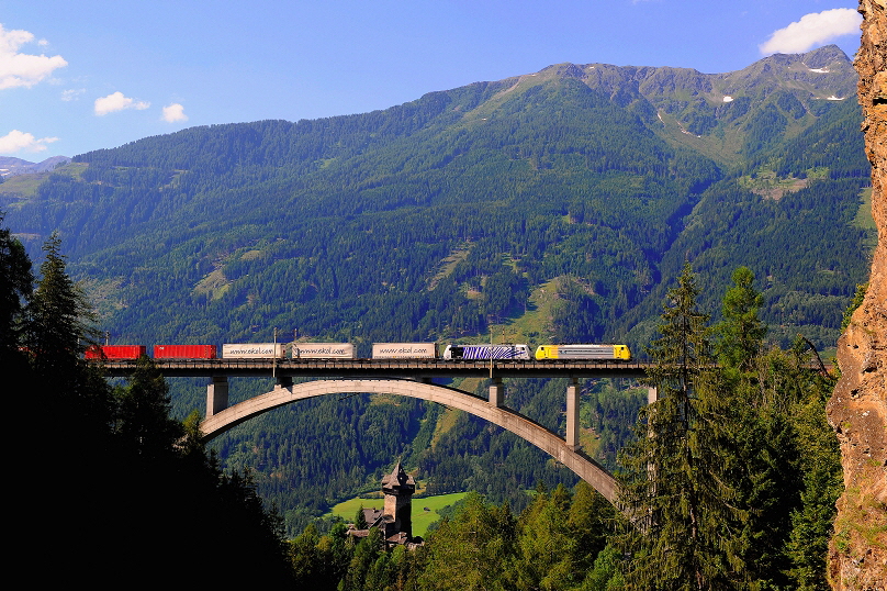 k-001._Tauernbahn_Sud_Falkensteinbrucke_18.07.2014_hr1