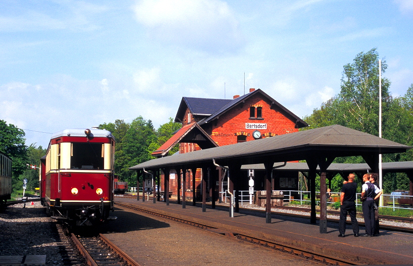 k-003. VT 137 322 DR 22.10.2010 Bf. Bertsdorf hr 