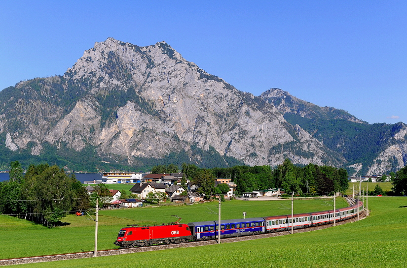 k-012. Salzkammergutb. bei Altmnster 28.05.2017 hr