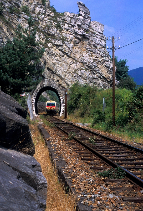 k-010 5047 Teufelsmauer Spitz 16.08.1998 foto herbert rubarth